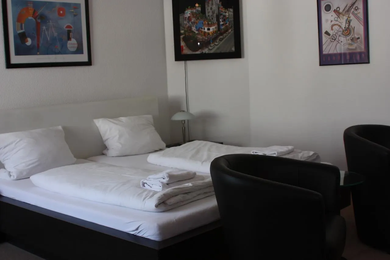 **** Hotel Villa De Baron Dresden Germany